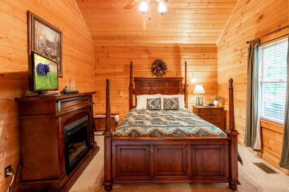 Nice View Fireplace, Hot Tub, Porch Bed, Private Sevierville Exterior foto