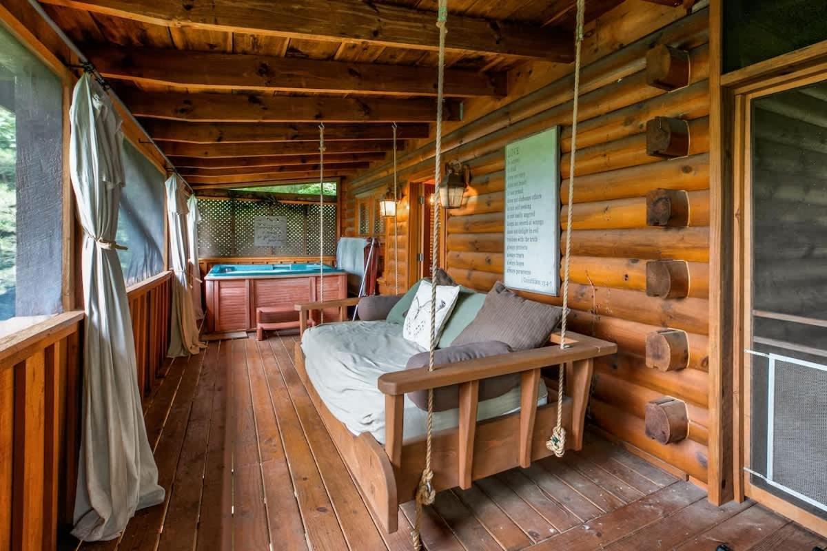 Nice View Fireplace, Hot Tub, Porch Bed, Private Sevierville Exterior foto